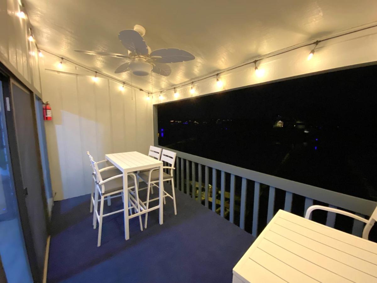 B Lakefront! Remodeled, Boat Slip, Patio Views, Pool, Boat Ramp, Wifi Osage Beach Bagian luar foto
