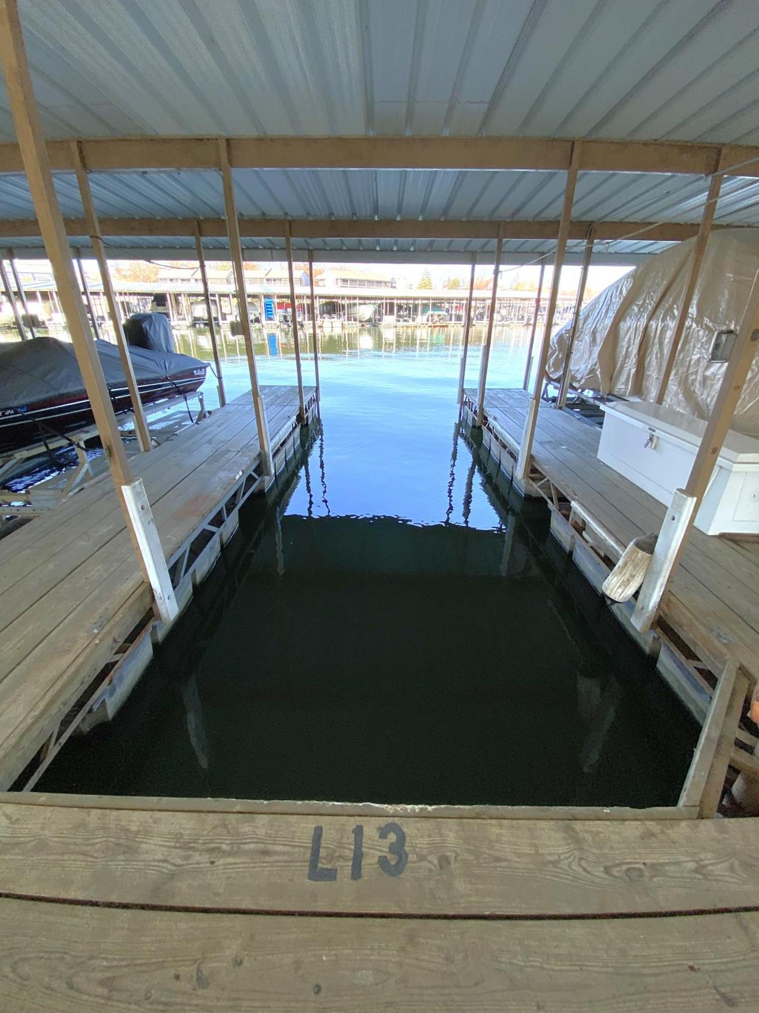 B Lakefront! Remodeled, Boat Slip, Patio Views, Pool, Boat Ramp, Wifi Osage Beach Bagian luar foto